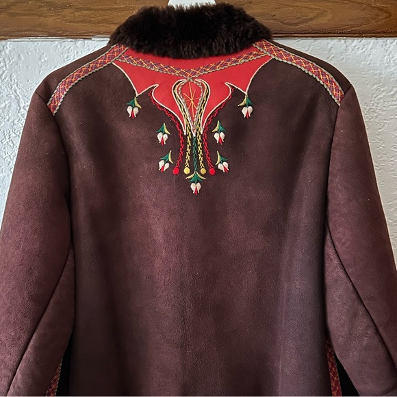 Made in Poland - Vintage Sherpa Wool Embroidered Jacket - Picture 6 of 9